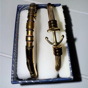 NWT Eye Candy Gold Bracelet Set Anchor & Gold Tone